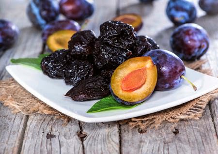 damaskina skopelos Damaskina Skopelos