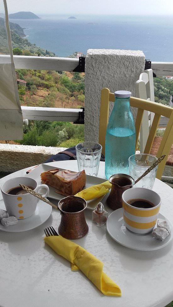 P’ Tharakia ( Ptharakia ) Espresso &Amp; Cocktail Bar, Glossa Skopelos, Breakfast