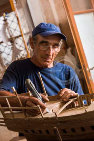 Skopelos Artists Ntanos Tsourtsoumia Woodcrafts Microshipping 59