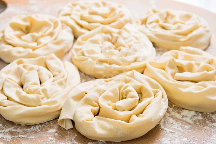 παραδοσιακά προϊόντα της Σκοπέλου, η σκοπελίτικη τυρόπιτα Παραδοσιακά Προϊόντα Της Σκοπέλου, Η Σκοπελίτικη Τυρόπιτα