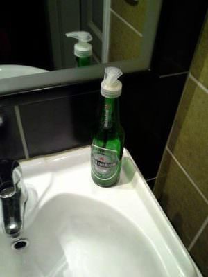 The Hidden Door (Paraporti) Bar