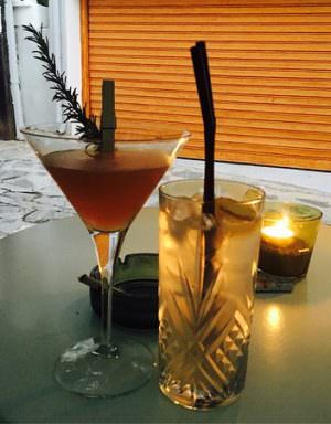 The Hidden Door (Paraporti) Bar