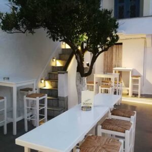 Skopelos Skala Cocktail Bar 09