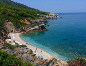 Skopelos Beach Bar Perivoliou, Μπαρ Παραλίας Περιβολιού
