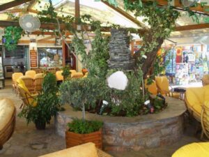 Aramis Snack Bar Cafe