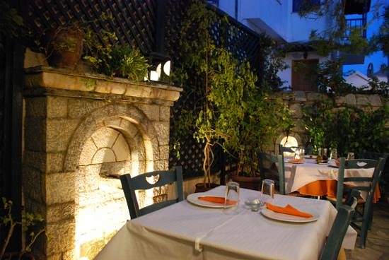 Alexander’s Garden Restaurant