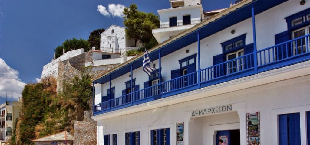 Σκόπελος Τοπικές Αρχές, Χρήσιμα Τηλέφωνα, Δημαρχείο, Λιμεναρχείο, Πυροσβεστική, Δημοτική Αστυνομία