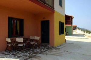 Skopelos Altana Apartments