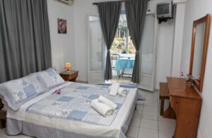 Skopelos Anastasia's Studios Apartments Photo