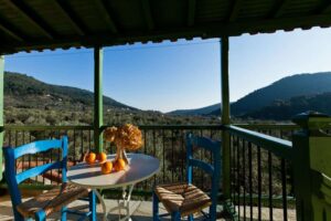 Aretousa Studios & Apartments