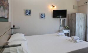 Skopelos Axion Esti Studios Apartments Glossa