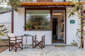 Skopelos Folia Apartments