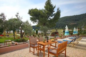 Σκόπελος Διαμερίσματα Κύματα, Στούντιο Διαμερίσματα