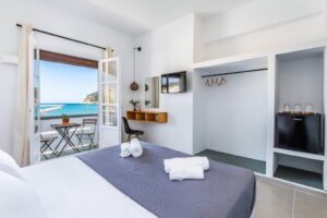 Skopelos Uncle John Guesthouse Studios Apartments