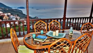 Skopelos Apsenti House