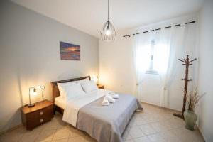 Skopelos Blue Horizon Home Glossa