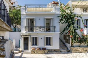 Skopelos Breezy Rooftop House Chora Accommodation