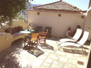 Skopelos Kyria Forence House