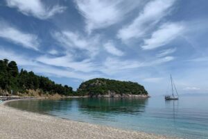 Skopelos Nisaia Country House