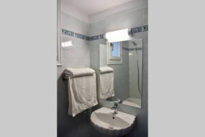 Skopelos Nisaia Country House