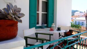 Spring Bliss Garden House