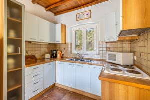 Skopelos Pool Vila Geraki