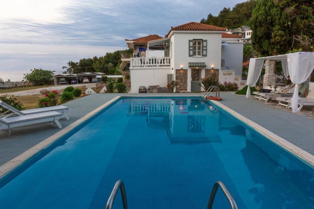 Skopelos Pool Villa Karavos Waterfront Chora Town Myloi