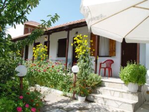 Skopelos Oasis Rooms